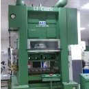 []出售两台力勤龙门高速冲床